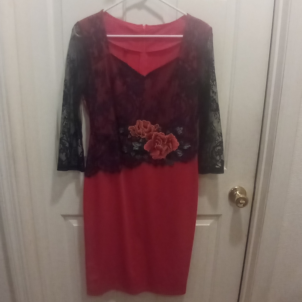 Elegant Red Dress with Black Lace and Floral Detail